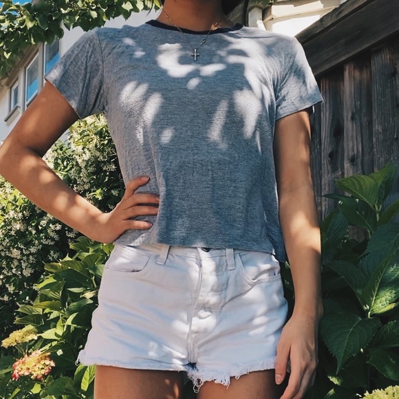 John Galt Grey Crop Tee - Picture 1 of 4
